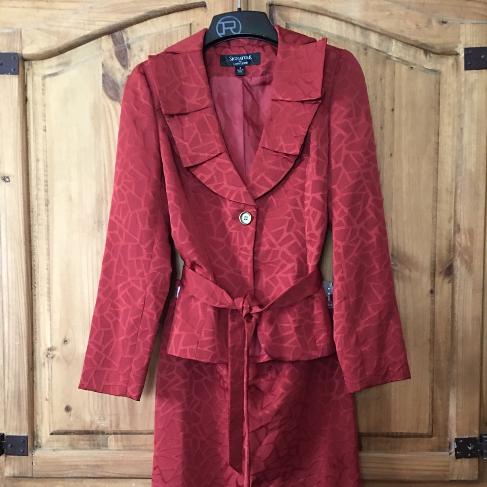 Larry Levine - Skirt Suit